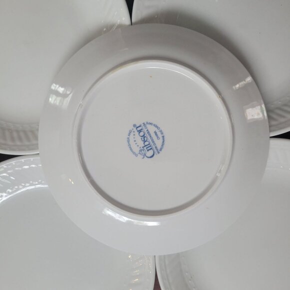 Set Of 5 Gibson Everyday White 7" Plates With Embossed Design - Picture 4 of 5